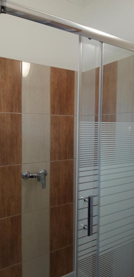 Ildi Apartman Gyenesdias Luaran gambar